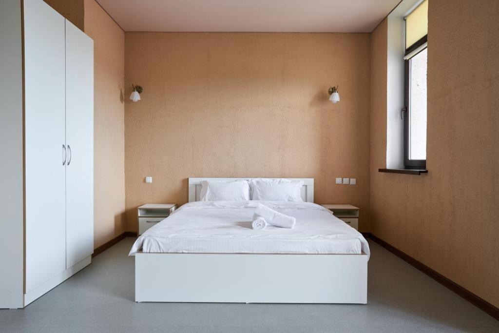 אלמטי 7Days Hotel מראה חיצוני תמונה